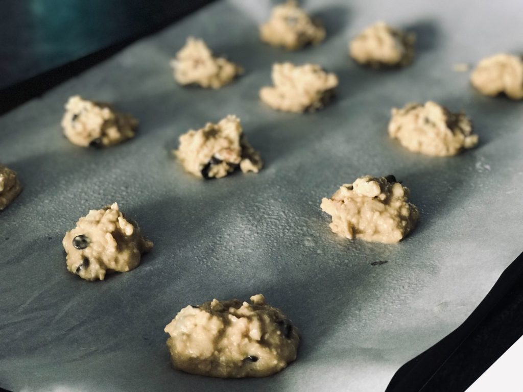 Easy Collagen Oatmeal Chocolate Chip Cookies